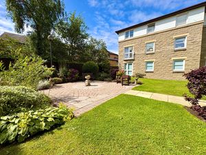 Photo 14- click for photo gallery